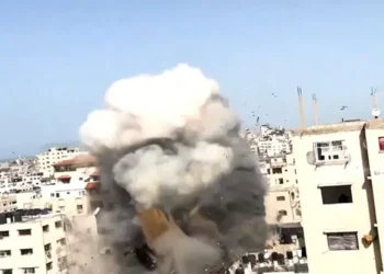 Gempuran Udara Israel di Gaza Tewas 32 Orang