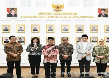 Foto: Aturan Penggunaan AI di Sekolah Lewat SKB 6