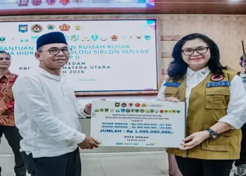 Foto: Pemko Medan Salurkan Bantuan Tahap II Rp1,09 Miliar untuk Perbaikan Rumah Korban Banjir 5