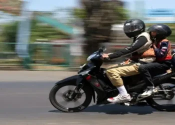 Foto: Tetap #cari_aman Meski Bawa Barang Saat Mudik dengan Sepeda Motor 1