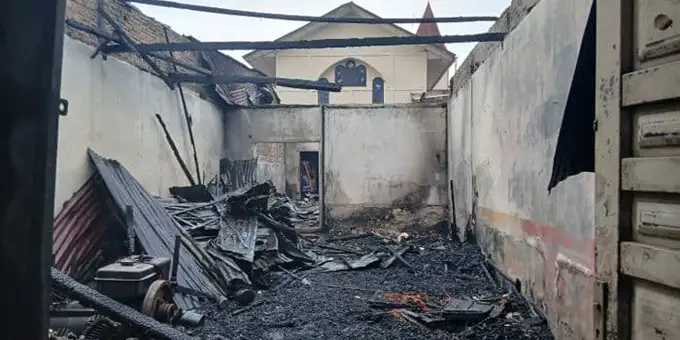 Foto: Bengkel ban mobil dan sepeda motor Jalan Pendeta Justin Sihombing, Kelurahan Siopat Suhu, Kecamatan Siantar Timur, Kota Pematangsiantar pada Jumat (27/3/2026).(Foto:Mistar id)