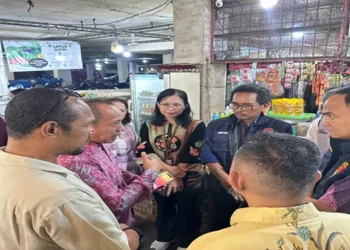 Foto: Harga Ayam Turun dan Minyakita Stabil, KPPU Pantau 4 Pasar Tradisional di Medan 8