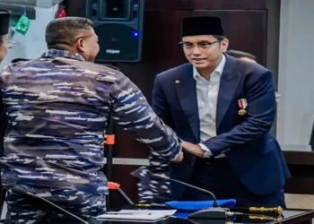 Foto: Wali Kota Rico Waas Perintahkan Tutup Paksa Lokasi Narkoba di Medan Belawan 4