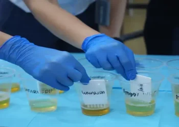 Foto: Jamin Keselamatan Mudik Lebaran 2026, KAI Sumut Tes Urine Masinis dan Petugas Operasional 1