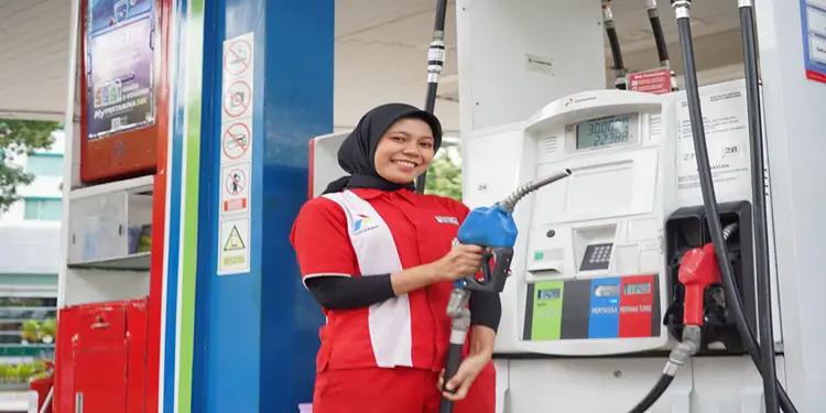 Foto: Pertamina Patra Niaga Regional Sumbagut melalui Sales Area (SA) Aceh melaksanakan kegiatan upskilling dan buka bersama bagi operator SPBU wilayah SA Aceh di Ruang Aula Kantor SA Aceh, Banda Aceh, pada Jumat (27/2).(Dok:Pertamina Sumbagut)