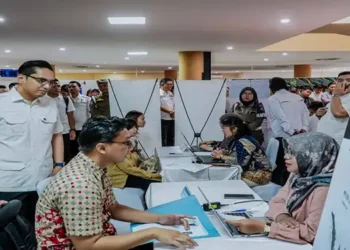 Foto: Ratusan Pelamar Padati Rabu Walk In Interview Pemko Medan di Gedung MPP 9