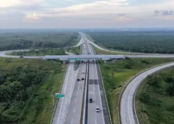 Foto: Volume Kendaraan di Tol Sumatera Utara Naik 17%, Jasa Marga Imbau Pemudik Atur Jadwal Balik 6