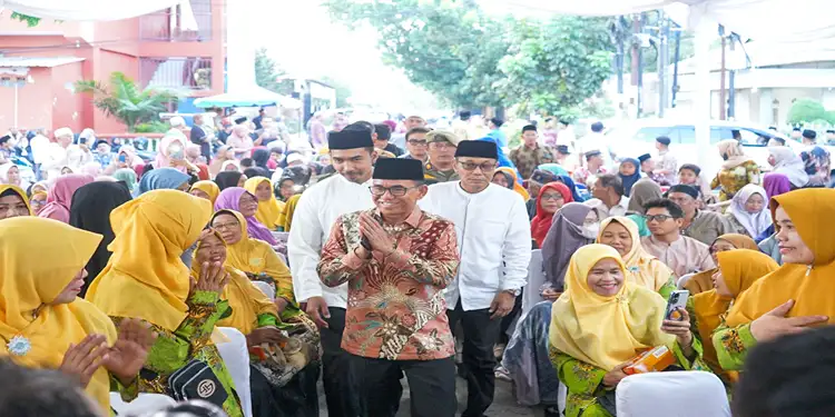 Foto: Wakil Wali Kota Medan, H. Zakiyuddin Harahap saat berlangsungnya acara Safari Ramadan Pemko Medan di Masjid Taqwa, jalan Jermal III, Kecamatan Medan Denai, Kamis (12/3/2026).(Dok:Diskominfo Medan)