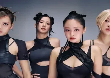 Foto: BLACKPINK Cetak Sejarah Baru Video Musik Kill This Love Tembus 2,2 Miliar Penayangan di YouTube 10