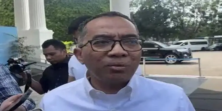Foto: Menteri Pendidikan Tinggi, Sains dan Teknologi (Mendiktisaintek) Brian Yuliarto.(Foto:iNews.id/Riyan)