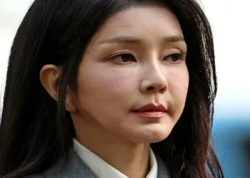 Foto: Pengadilan Tinggi Seoul Perberat Hukuman Mantan Ibu Negara Korea Selatan Kim Keon Hee Menjadi Empat Tahun Penjara 9