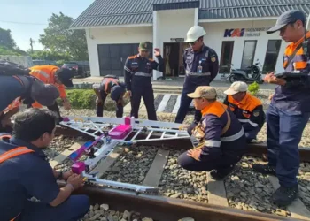Foto: KAI Divre I Sumut Gunakan Teknologi Track Geometry Trolley Pastikan Keamanan Jalur Rel dan Kenyamanan Penumpang 9