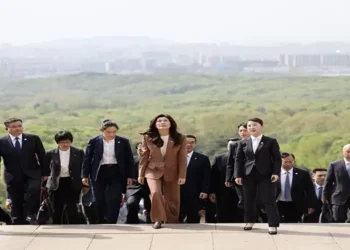 Foto: Pertemuan Xi Jinping dan Tokoh KMT Cheng Li Wun di Tengah Penutupan Wilayah Udara Tiongkok 9