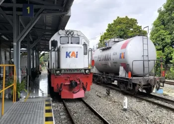 Foto: Kinerja Angkutan Barang KAI Divre I Sumut Maret 2026 Tumbuh 6 Persen Dukung Logistik Lebaran 9