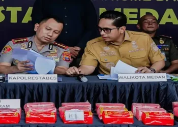 Foto: Rico Waas Tegaskan Medan Bebas Narkoba dan Judi, Ancam Pecat ASN Terlibat 3