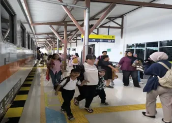 Foto: Jadwal KA dan Ketersediaan 23.352 Kursi KAI Divre I Sumut Selama Libur Hari Buruh 2026 6