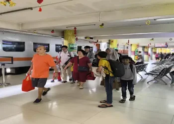 Foto: KAI Divre I Sumut Layani 23 Ribu Penumpang Libur Paskah dan Sosialisasi Keselamatan Perlintasan Sebidang 10