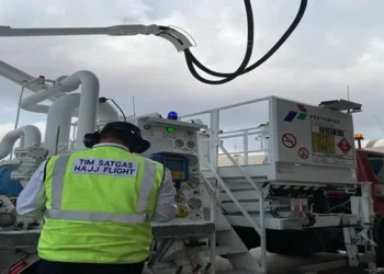 Foto: Pertamina Patra Niaga Sumbagut Jamin Stok Avtur Aman Guna Dukung Kelancaran Penerbangan Haji 2026 di Seluruh Embakasi 8