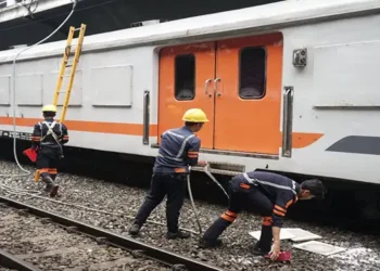 Foto: KAI Divre I Sumut Intensifkan Perawatan Sarana dan Kebersihan Kereta Demi Kenyamanan Penumpang 2