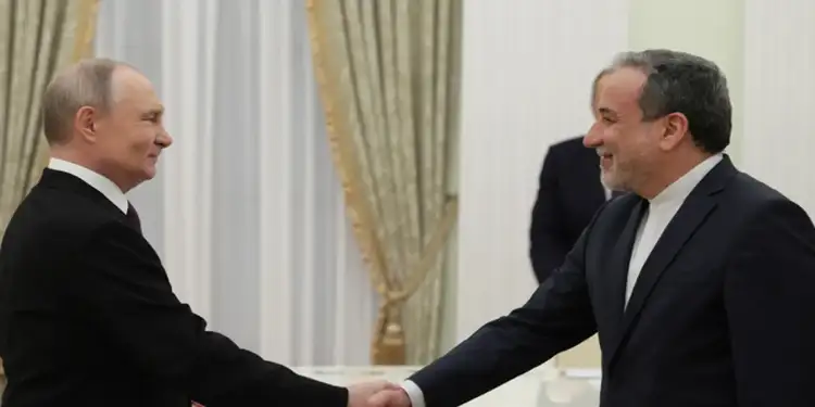 Foto: Presiden Rusia Vladimir Putin dan Menlu Iran Abbas Araghchi.(Situs web Presiden Rusia).