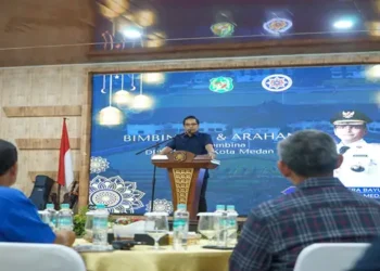 Foto: Wali Kota Medan Rico Waas Perkuat Sinergitas Alumni Pamong Praja dalam Halal Bihalal IKAPTK 2026 2