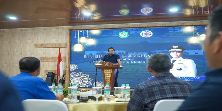 Foto: Wali Kota Medan, Rico Tri Putra Bayu Waas selaku Dewan Pembina IKAPTK Kota Medan hadir langsung dalam acara yang digelar di Gedung PKK Kota Medan, Selasa (7/4/2026) malam.(Dok:Diskominfo Medan)