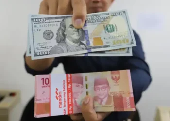 Foto: Harga Minyak Mentah Dunia Bertahan di Atas 100 Dolar Per Barel Picu Pelemahan IHSG dan Rupiah 1
