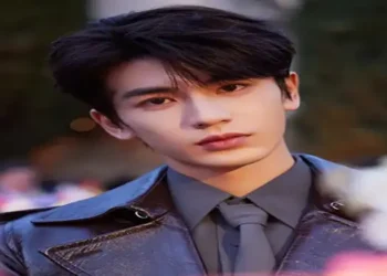 Foto: Kenaikan Tarif Endorsement Aktor Tiongkok Zhang Linghe Enam Kali Lipat Pasca Sukses Besar Drama Pursuit of Jade 9