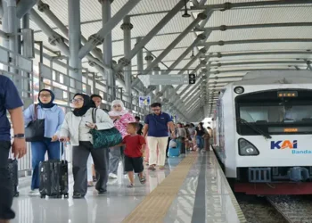Foto: Libur Idul Adha 2026, KAI Bandara Sumut Siapkan 107.968 Kursi Antisipasi Lonjakan Penumpang 2