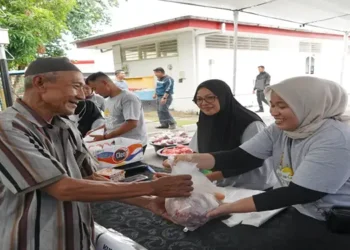 Foto: Pertamina Patra Niaga Sumbagut Salurkan 163 Sapi dan 98 Kambing Kurban Menyambut Iduladha 1447 H 5
