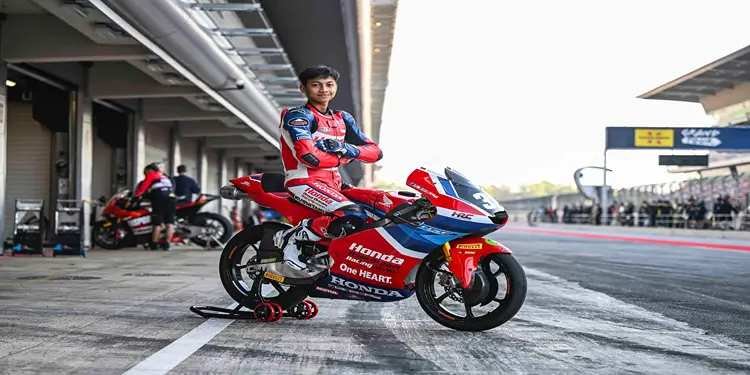 Foto: Muhammad Kiandra Ramadhipa akan menjalani tantangan baru pada ajang Moto3 Junior World Championship 2026 pada 21-24 Mei 2026, di Sirkuit Barcelona-Catalunya, Spanyol. (Ist)