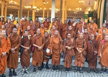 Foto: Rute Baru Walk For Peace Perayaan Waisak 2570 BE 2026 Dimulai dari Bali Menuju Candi Borobudur 9