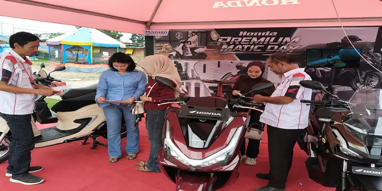 Foto: PT Indako Trading Coy sukses menghadirkan sentuhan berkelas bagi masyarakat Sumut melalui Honda Premium Matic Day (HPMD) pada 9–10 Mei lalu di Raja Kupi, Jl. A.H. Nasution, Medan Johor. (Ist)