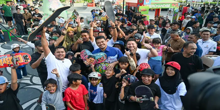 Foto: Gubernur Sumut, Bobby Nasution menghadiri Go Skateboarding Day 2026 di Skate Plaza Lapangan Merdeka Medan, Minggu (21/6/2026).(Dok:Diskominfo Sumut)