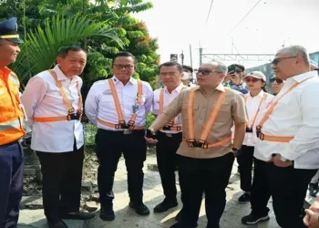Foto: DPR Dorong Kementerian Perhubungan Evaluasi Regulasi Keselamatan Perlintasan Sebidang Kereta Api 25
