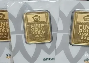 Foto: Harga Emas Antam Hari Ini Mengalami Penurunan Signifikan Sebesar Rp 18.000 Per Gram Menjadi Rp 2.655.000 2