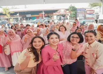 Foto: Indosat Ooredoo Hutchison Hadirkan SheHacks 2026 Dorong Perempuan Pelaku UMKM Manfaatkan Teknologi AI 9
