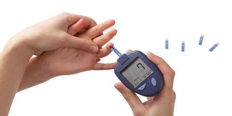 Foto: ilustrasi gejala diabetes pada anak.(Foto:Alomedika)