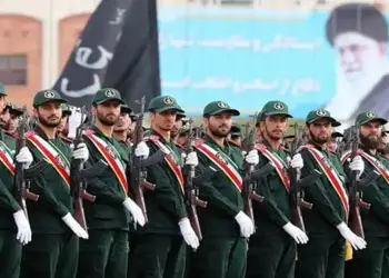 Foto: Merespons Serangan Udara AS, IRGC Iran Lancarkan Serangan Rudal ke Pangkalan Musuh di Kawasan Teluk 1