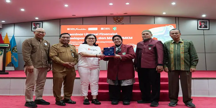 Foto: Pelatihan Literasi Keuangan Bank DBS dan UISU di Medan 1