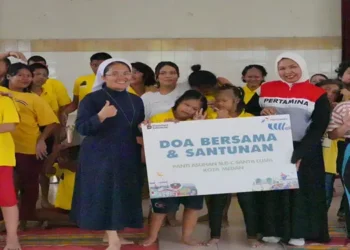 Foto: Pertamina Patra Niaga Regional Sumbagut Salurkan Santunan ke 11 Yayasan Melalui Program Pertamina Berkah 9