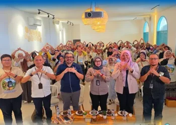 Foto: SMF dan PNM Cabang Medan Gelar Pelatihan Perizinan Usaha untuk 60 Nasabah Mekaar Home 7