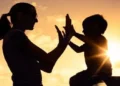Foto: Tips Menjadi Orang Tua yang Sabar Cara Melatih Keterampilan Mengelola Emosi dalam Pengasuhan Menurut Psikologi 15