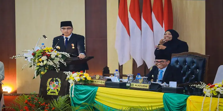 Foto: DPRD Gelar Paripurna HUT Kota Medan, Ajak Semua Pihak Wujudkan Medan Bertuah 1