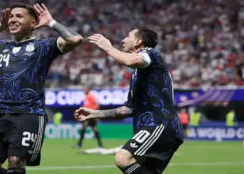 Foto: Argentina Lolos ke Final Piala Dunia 2026 Usai Tekuk Inggris 2-1 24