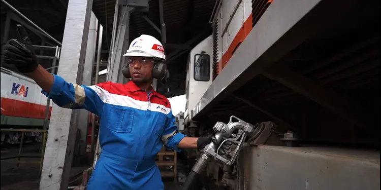 Foto: KAI Divre I Sumut mencatat penggunaan BioSolar B50 telah mencapai 97.580 liter.(Dok:KAI Divre I SU)