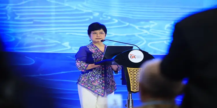 Foto: Anggota Dewan Komisioner OJK Sophia Wattimena(Dok:OJK)