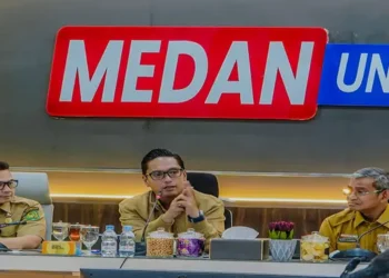 Foto: Optimalkan PAD dan Digitalisasi Pajak Jadi Penekanan Utama Rico Waas 9