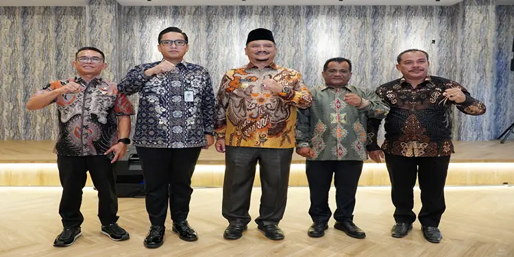 Foto: Pertemuan silaturahmi antara Wali Kota Medan Rico Tri Putra Bayu Waas dan Bupati Aceh Tamiang Armia Fahmi.(Dok:Diskominfo Medan)