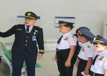 Foto: Program KAI Schooliday Hadirkan Edukasi Perkeretaapian Bagi Anak di Stasiun Medan 8